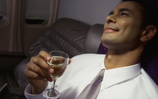 酒后性生活需謹慎 助性食物有這些