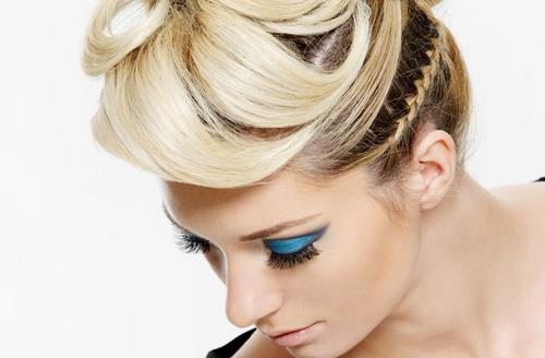 頭發(fā)干枯怎么辦 8個護(hù)發(fā)餐告別頭發(fā)問題