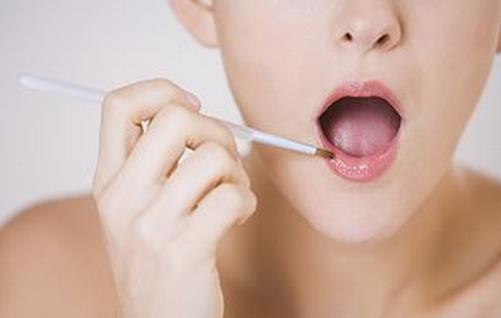 秋季護唇的重要秘訣