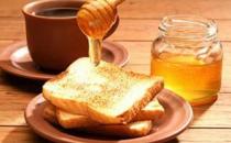 排毒養顏吃什么？蜂蜜牛奶要多吃