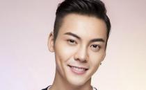 男人年齡不同護膚方式有區別