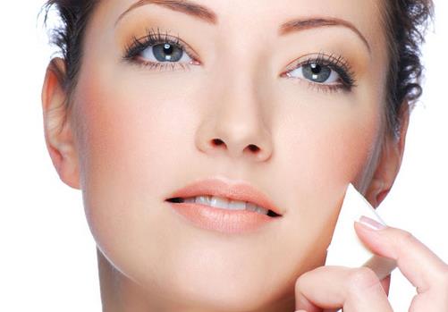 面部整形：當心“危險三角區”