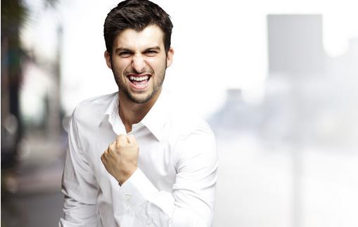 嘴唇太干怎么辦？