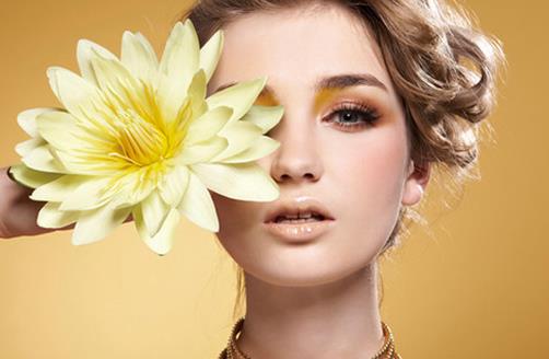 長痘時 別用偏堿性潔面劑