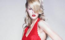 女人盲目擠乳溝或誘發乳腺增生