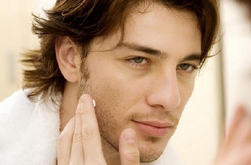 男士洗臉的五大誤區 男士洗臉注意什么