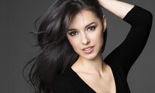 抹椰子油杏仁油神奇護發