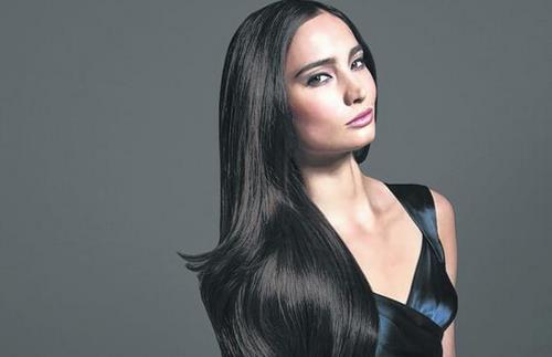 臉朝下洗發(fā)會(huì)加速衰老