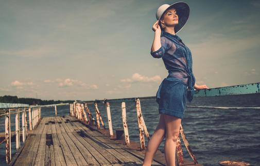 女人胸部小的3大意外好處