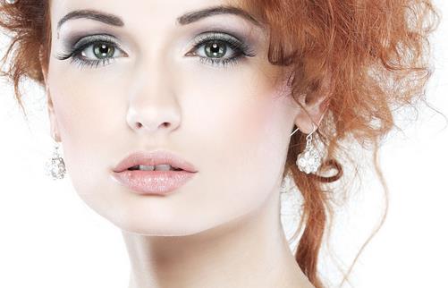 礦物質粉底都含什么成分？