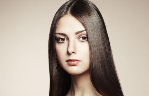 1分鐘神奇補(bǔ)妝法 不做小花貓