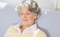 老人一天睡眠最好不要超過6小時(shí)
