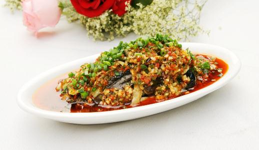 涼拌茄子有哪些好處?涼拌茄子的做法