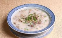 痛風(fēng)患者不宜選擇羊肉湯進(jìn)補