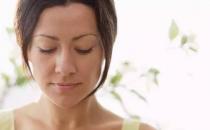 經(jīng)常化妝如何保養(yǎng)好皮膚？