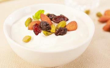 【原味酸奶】原味酸奶的營養(yǎng)價值_原味酸奶的功效和作用_什么牌子的原味酸奶好