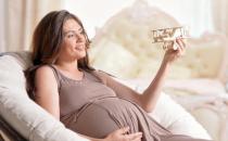 懷孕后發(fā)現(xiàn)子宮肌瘤該怎么辦 謹(jǐn)慎選擇手術(shù)治療