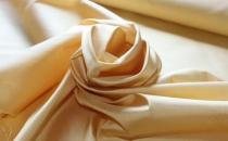 真絲衣服的保養(yǎng)方法