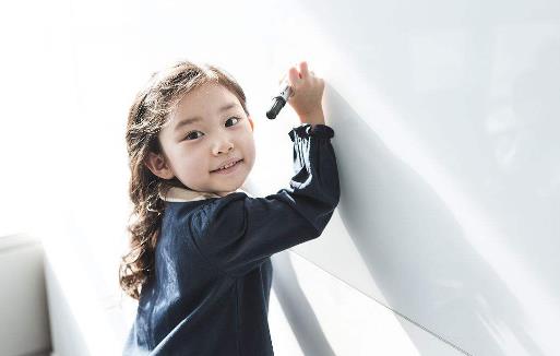 青春期的女孩想長(zhǎng)高該怎么做呢