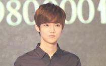 鹿晗個(gè)人資料簡(jiǎn)介 鹿晗照片 明星鹿晗的QQ號(hào) 鹿晗新歌推薦