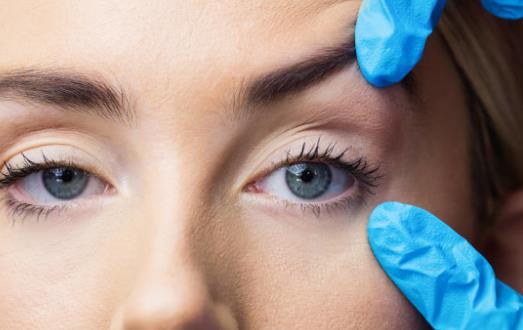 做完眼袋手術注意什么 眼袋比較嚴重怎么辦