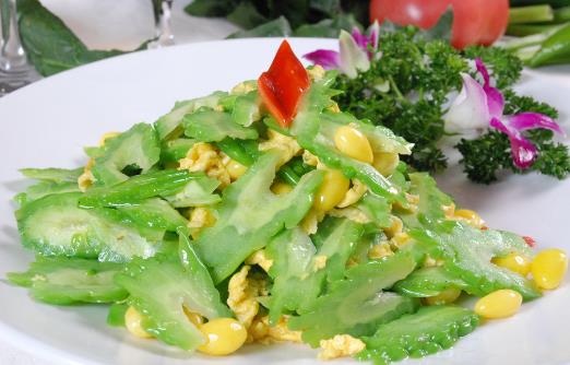 頸椎病出現(xiàn)視力下降一定要當(dāng)心了 預(yù)防頸椎病的方法