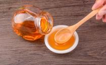 常飲蜂蜜水美容養(yǎng)顏喝出來(lái) 蜂蜜的禁忌人群大揭秘