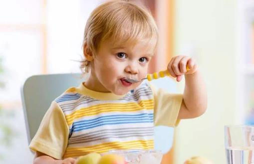 寶寶吃米粉滿足需求 給寶寶沖米粉常見誤區