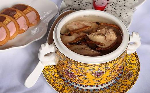 趁熱吃帶來的健康危機(jī) 推薦12大頂級(jí)抗癌食物