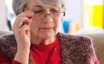 戴老花鏡誤區 戴老花鏡時間不宜太長