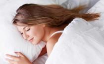 長期裸睡對便秘有緩解 裸睡好處多但要注意睡眠環境