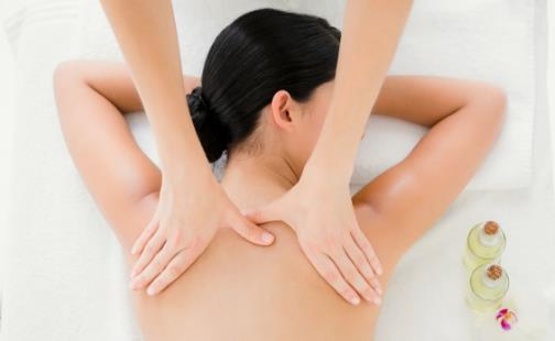 敲打經(jīng)絡(luò)養(yǎng)生 推薦幾個(gè)新潮排毒方法