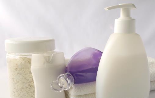 根據(jù)膚質挑選沐浴露 功能性沐浴露的選擇方法