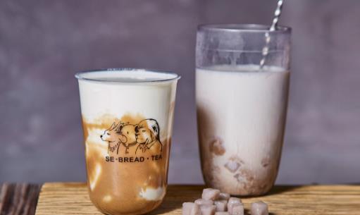 一杯奶茶相當于吃掉了13塊方糖 過度喝奶茶有的危害