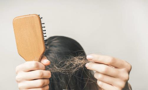 頭發(fā)少要怎么保養(yǎng)?四個(gè)問題要注意