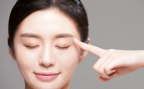 眉毛化妝的實用技巧 關于畫眉的幾大誤區