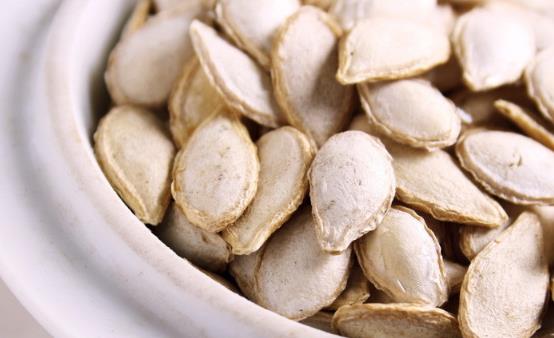 不能丟掉的南瓜籽的好處 保護(hù)你的前列腺緩解焦慮