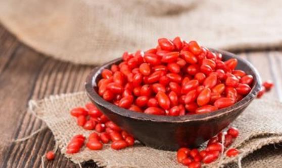 每天吃枸杞的好處 保護心臟幫助減輕體重