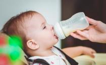 新手媽媽如何正確沖奶粉 快來get正確沖調(diào)奶粉流程