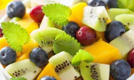 常吃獼猴桃可以緩解便秘還補腦 獼猴桃的2款減肥吃法