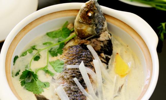 鯽魚能利水消腫益氣健脾 鯽魚雖好卻不是所有人都可以吃