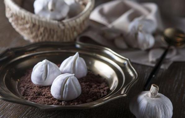 為什么手機(jī)是睡眠殺手？習(xí)慣性睡前玩手機(jī)、長(zhǎng)期熬夜玩手機(jī)的危害